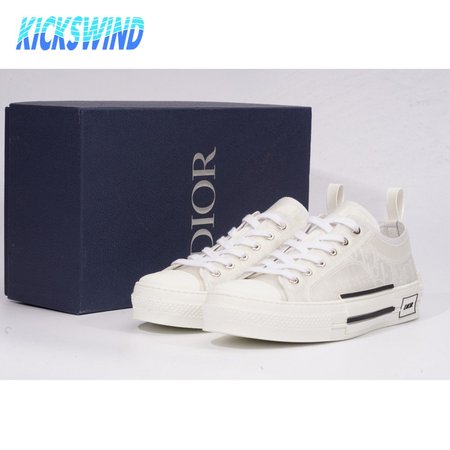 Dior B23 Low Top Logo Oblique size 35-46 ( runs half size bigger )