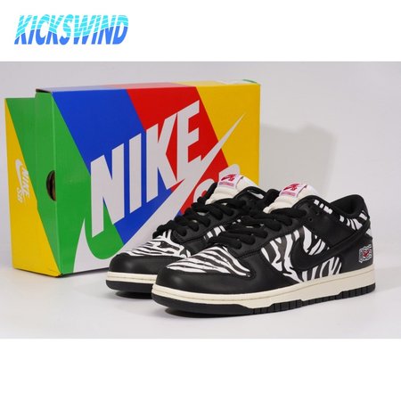 Quartersnacks x NK SB Dunk Low "Zebra" SIZE: 36-47.5