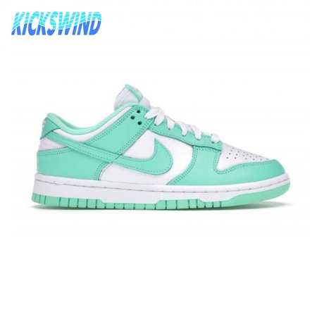 Wmns Dunk Low 'Green Glow' Size 40-47.5